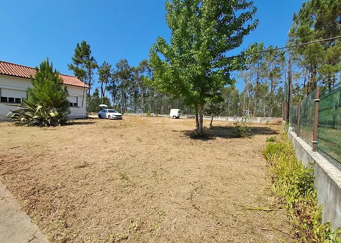 Casas Chris Cavadas Casa vacanze Valarinho (Pombal)